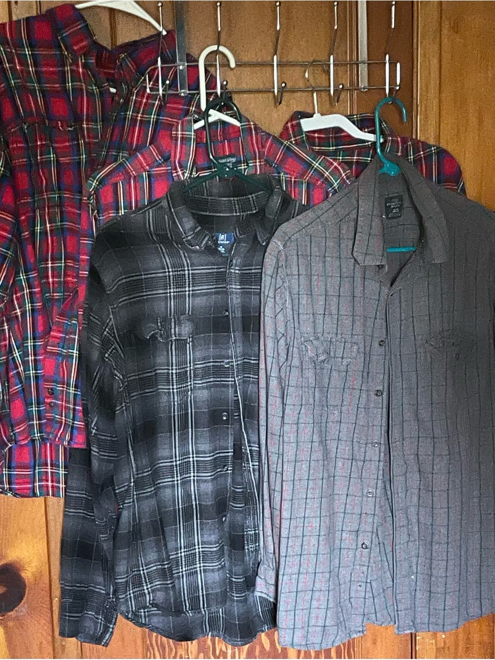 5 Men's Plaid Long-Sleeve Flannel Shirts 1 is the George label 4 are Faded Glory